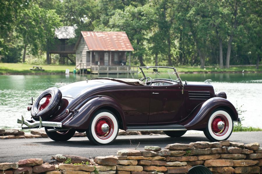  Ford DeLuxe Roadster 1935 года  (фото 19 из 41)